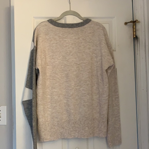 Drop Shoulder Colorblock Sweater - Picture 2 of 4